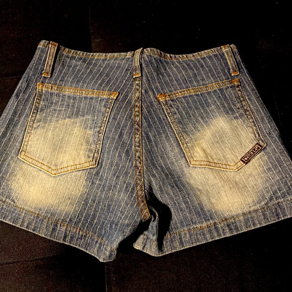 Shorts perfect condition - Picture 2 of 2